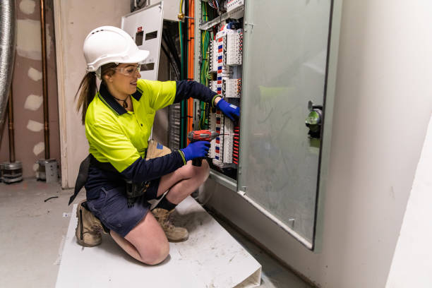 Best Licensed Electrician  in Bloomfield, IN