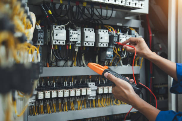 Best Emergency Electrical Repair  in Bloomfield, IN